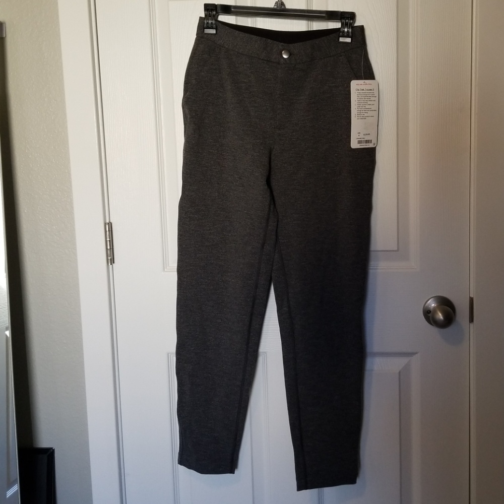 NWT Lululemon City Trek Trouser II Size 4